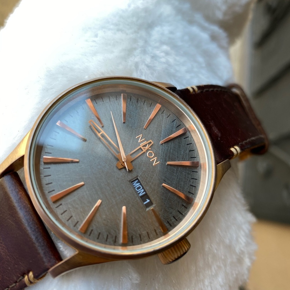 Nixon watch